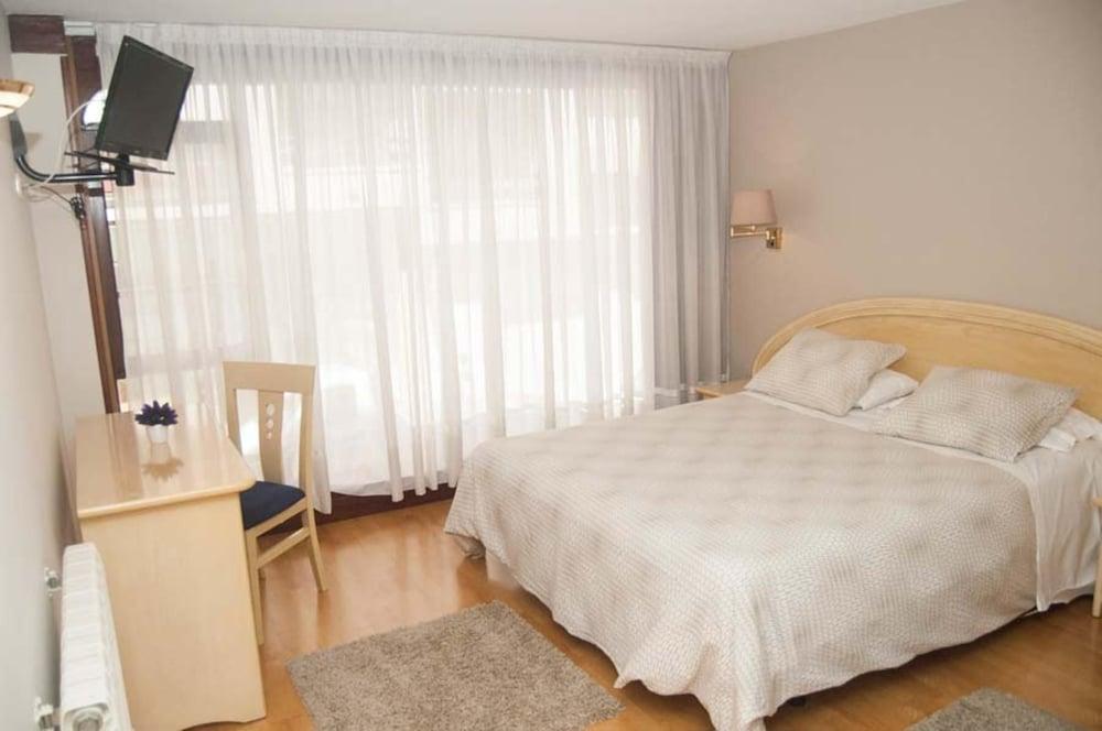 Hotel La Ronda Castro Urdiales Extérieur photo